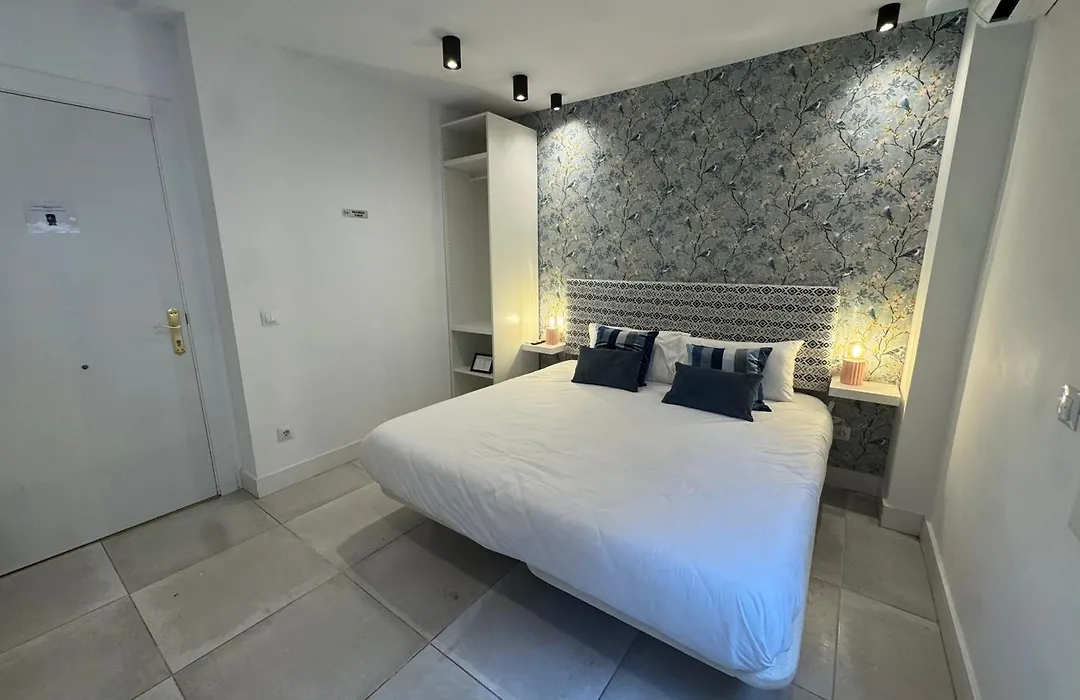 Apartamentos Pío XII, Madrid-1